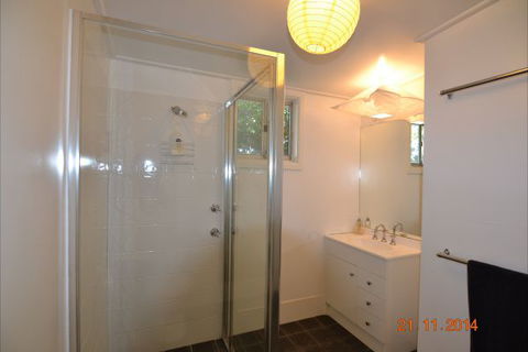 The Classic Beach House - Geraldton Accommodation 7