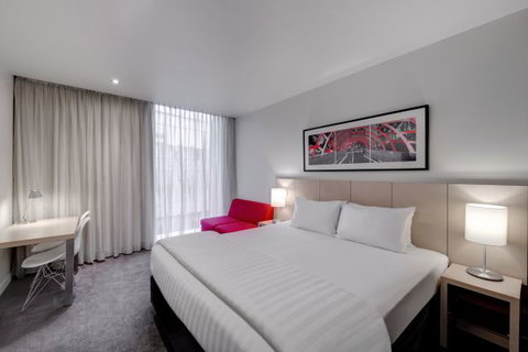 Travelodge Hotel Melbourne Docklands - Geraldton Accommodation 1