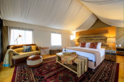 Truffle Lodge - Geraldton Accommodation 0