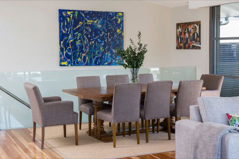 Trumper Loft - Geraldton Accommodation 2