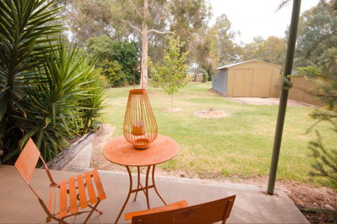 Wang Stays And Short Stops - Geraldton Accommodation 1