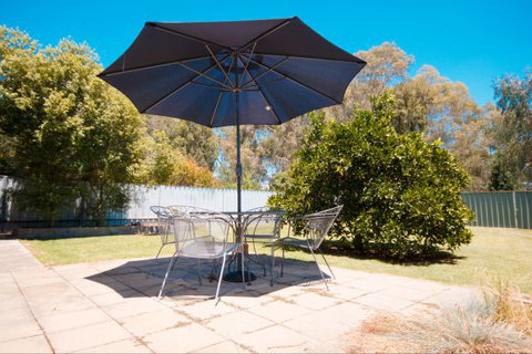 Wang Stays And Short Stops - Geraldton Accommodation 4