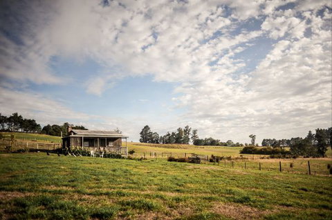 Wines For Joanie Cottage - Geraldton Accommodation 0