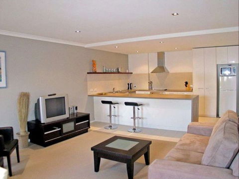 Wyuna 17 - Geraldton Accommodation 0