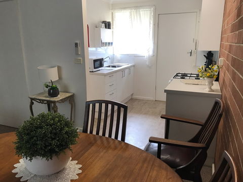 Annie's Hideaway - Geraldton Accommodation 0