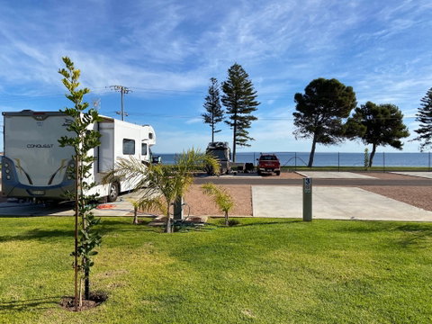 Ceduna Foreshore Caravan Park - Geraldton Accommodation 0