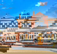 Cygnet Old Bank BB - Geraldton Accommodation