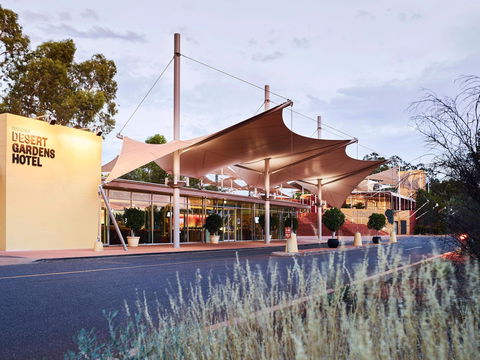 Desert Gardens Hotel - Geraldton Accommodation 0