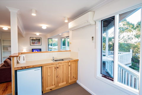 Eagle Heights - Geraldton Accommodation 6