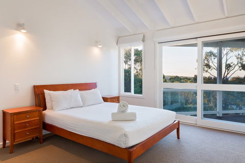 Eagle Heights - Geraldton Accommodation 8