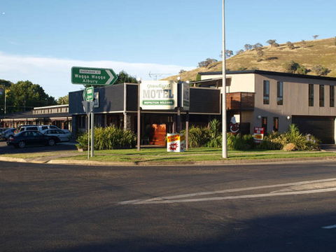 Gundagai Motel - Geraldton Accommodation 0