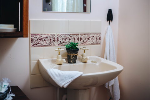 Hamilton House Bed And Breakfast - Geraldton Accommodation 8