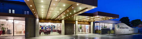 International On The Water Hotel - Geraldton Accommodation 1