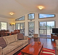 Loxley Cottage - Geraldton Accommodation