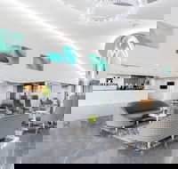 Meriton Suites Southport - Geraldton Accommodation