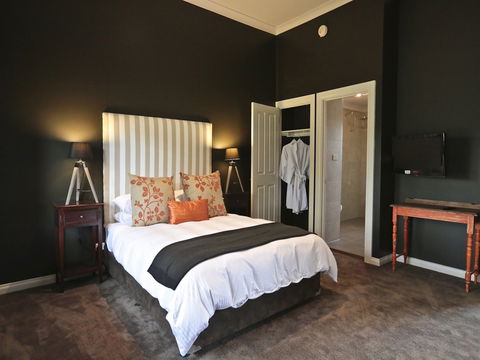 One Paddock Currency Creek Winery - Geraldton Accommodation 1