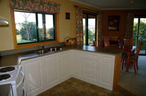 Viewenmore Villa Bed & Breakfast - Geraldton Accommodation 2