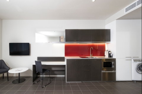 Abode Woden - Geraldton Accommodation 2
