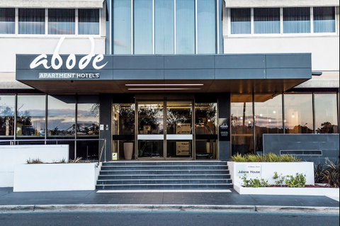 Abode Woden - Geraldton Accommodation 5