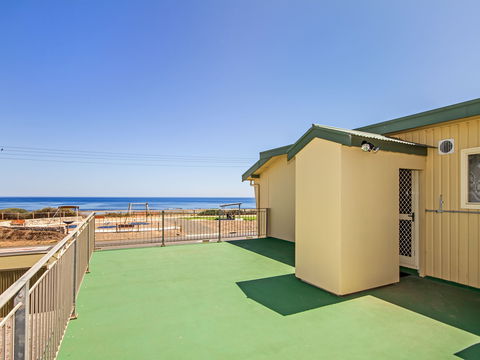 Century 21 SouthCoast: Sun And Fun - Geraldton Accommodation 1