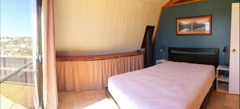 Fowlers Bay Beach House - Geraldton Accommodation 1