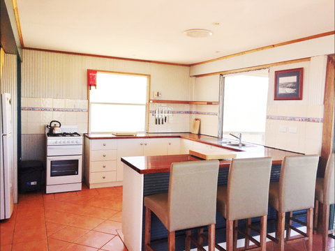 Fowlers Bay Beach House - Geraldton Accommodation 5