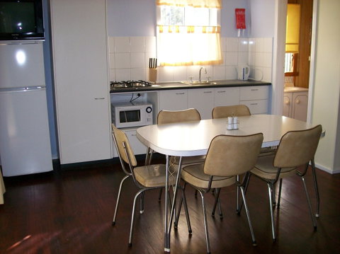 Goughs Bay Holiday Cottages - Geraldton Accommodation 2