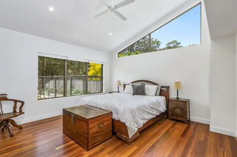 Lakeside Lodge Lake Cathie - Geraldton Accommodation 4