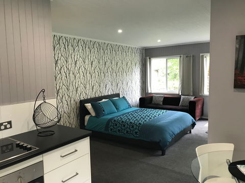 Ravenscroft Cottage - Geraldton Accommodation 0