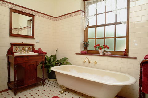 Amanda's Cottage 1899 - Geraldton Accommodation 2