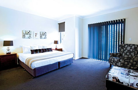 Astina Central Apartments - Geraldton Accommodation 2