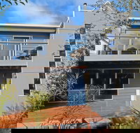 Barrakee Beach House - Geraldton Accommodation
