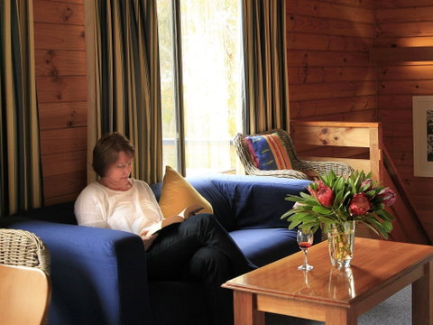Bicheno By The Bay - Geraldton Accommodation 2