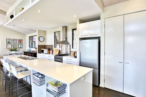 Cherrywoood - Geraldton Accommodation 0