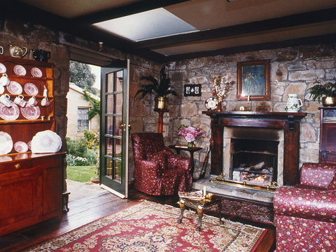 Hamilton's Cottage Collection And Country Gardens - Georges Cottage - Geraldton Accommodation 2