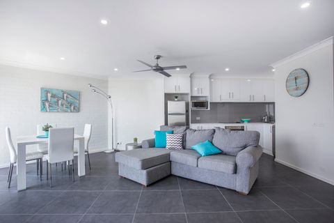 Mariners Two - Geraldton Accommodation 2