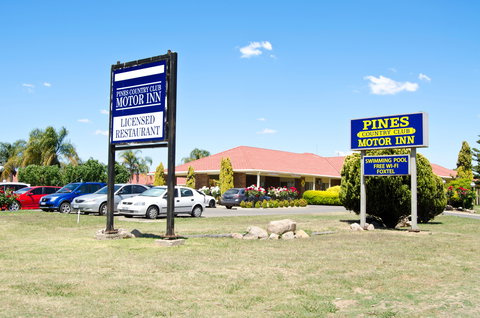 Pines Country Club Motor Inn - Geraldton Accommodation 0