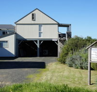 Angler's Arms and Fisherman's Cottage - Geraldton Accommodation