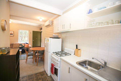 Hylander Holiday Unit - Geraldton Accommodation 2