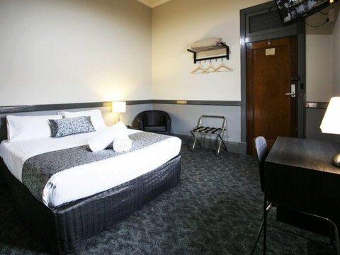 Imperial Maitland - Geraldton Accommodation 1