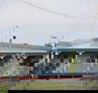 Linga Longa Farm Wingham - Geraldton Accommodation