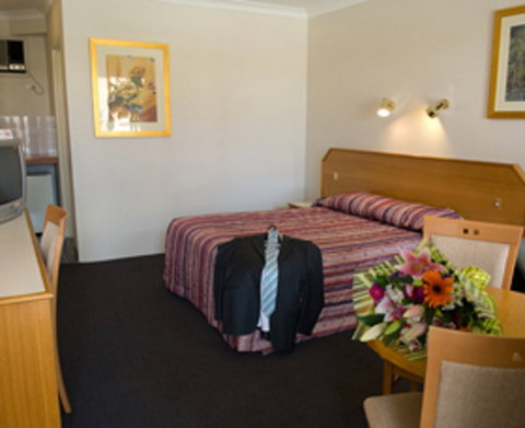 Narellan Motor Inn - Geraldton Accommodation 0