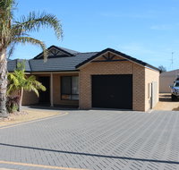 Port Hughes Escape - Geraldton Accommodation