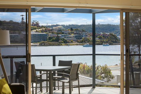 Sails Luxury Apartments - Geraldton Accommodation 1