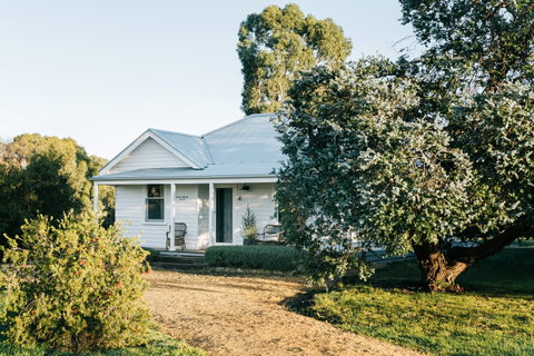 Salt Creek Cottage - Geraldton Accommodation 0
