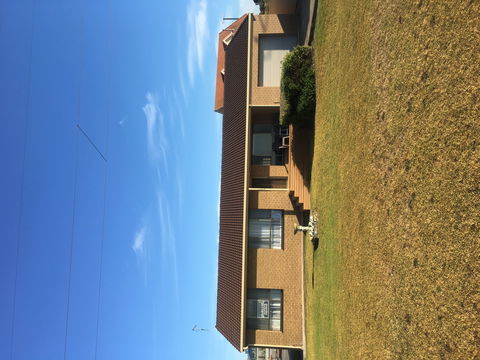 Springs Beach House - Geraldton Accommodation 2