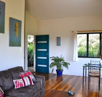 Tallaringa Views - Geraldton Accommodation