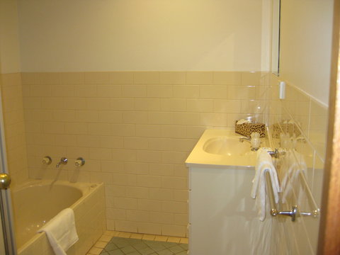 Tarrawingee Holiday Unit - Geraldton Accommodation 0