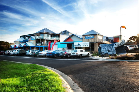 The Island Accommodation - Phillip Island YHA - Geraldton Accommodation 0