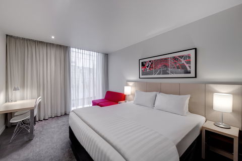 Travelodge Hotel Melbourne Docklands - Geraldton Accommodation 1